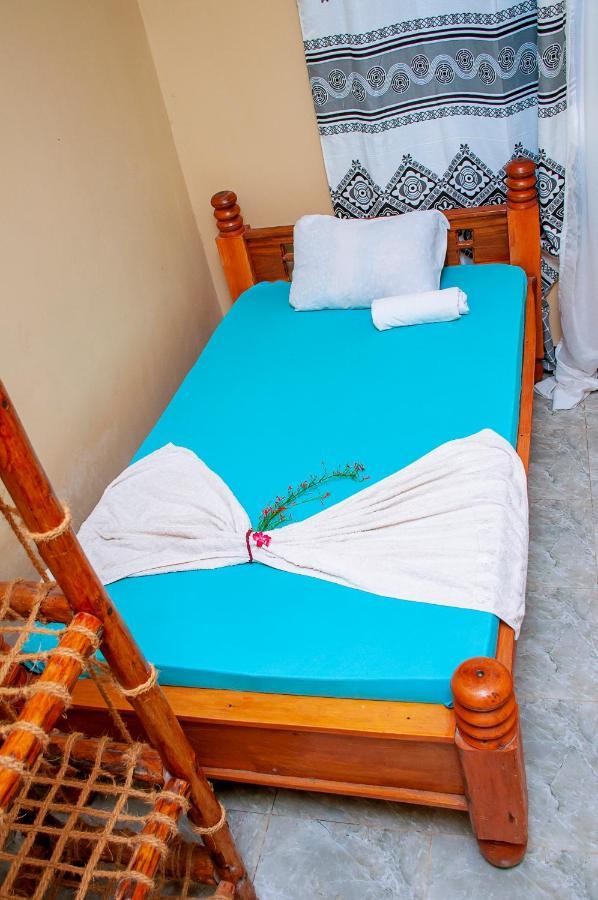 Bed and breakfast Palm Nungwi Extérieur photo